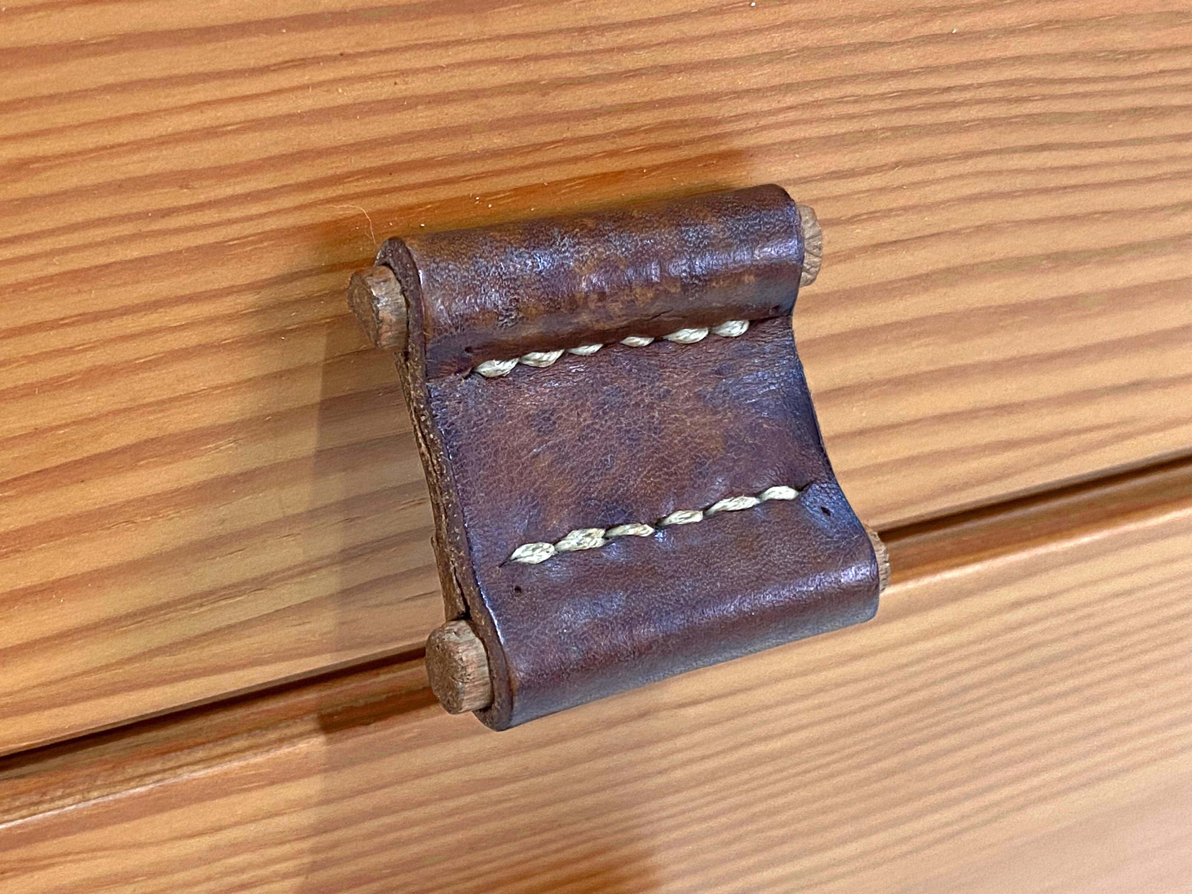 Antique 3 Drawer Chest of Drawers - Pitchpin and Leather - Vintage 70's - Scandinavian Style