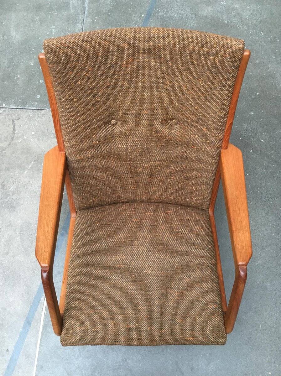 Mid-century model 100 rocking chair in Danish teak by Søren Georg Jensen for Kubus Møbler, 1960s.