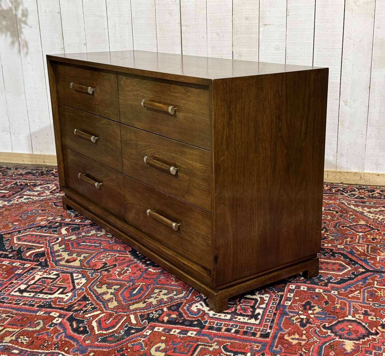 Art Deco style commode from the 1950s in walnut and oak - American manufacturer