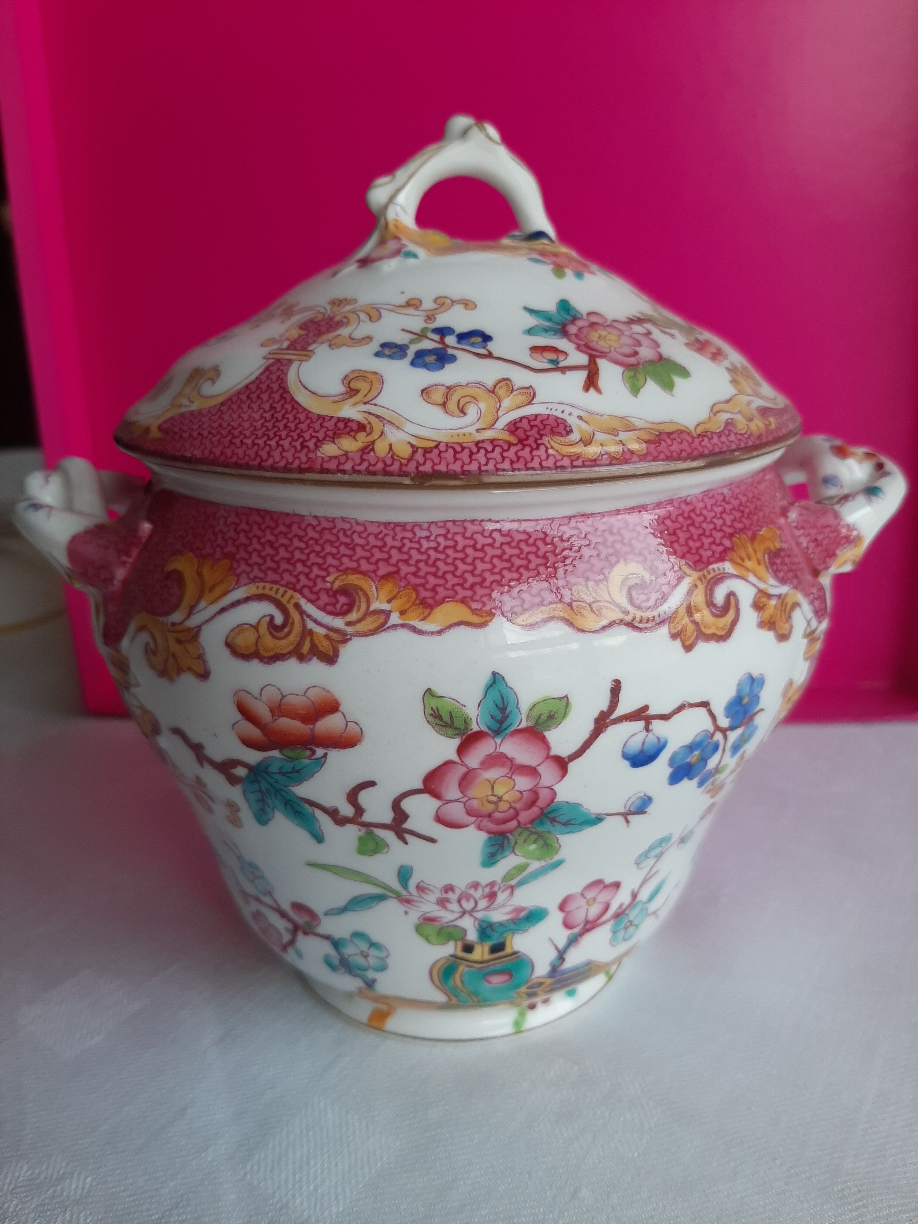 Minton porcelain covered baluster sugar bowl, 19th century