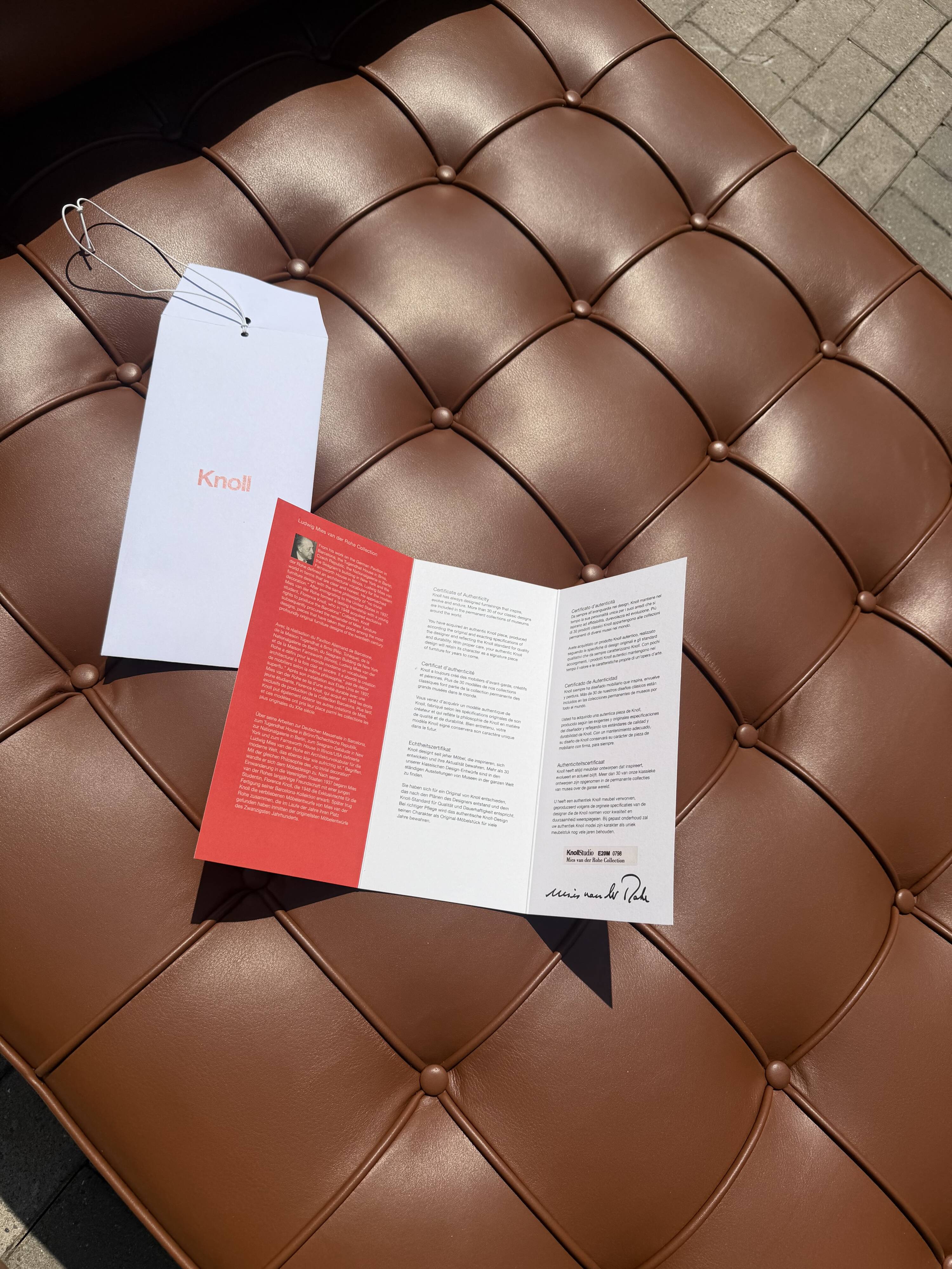 Knoll barcelona daybed mies van der rohe in cognac venezia leather, as new