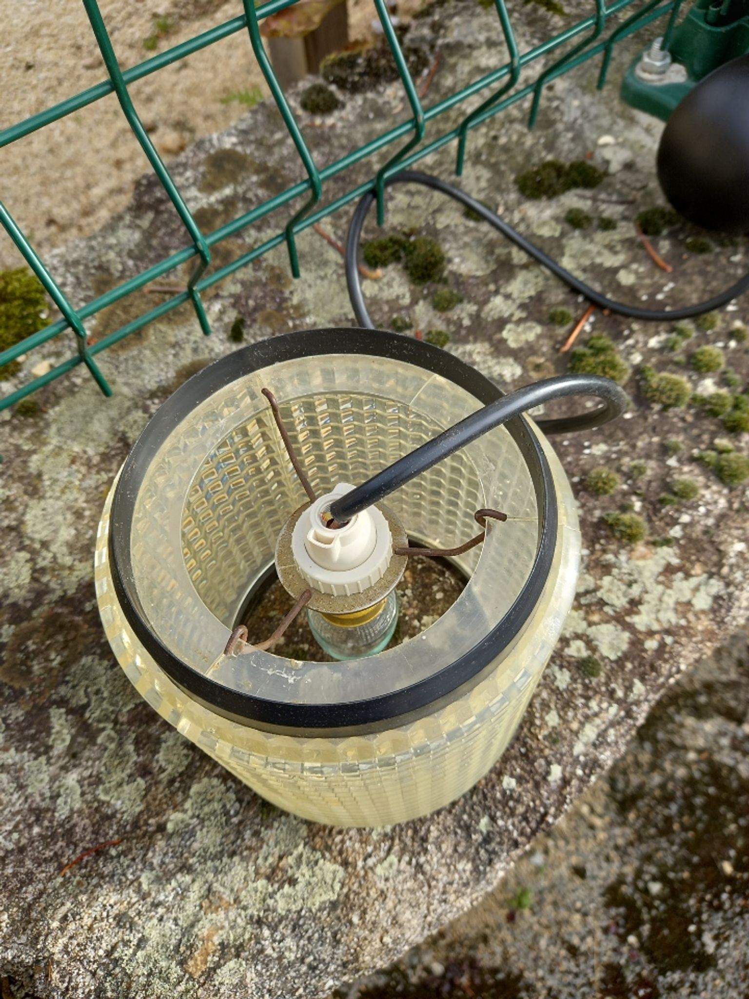 Suspension cylindrique années 70