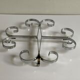 Metal trivets