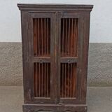 Armoire d'angle ancienne en bois