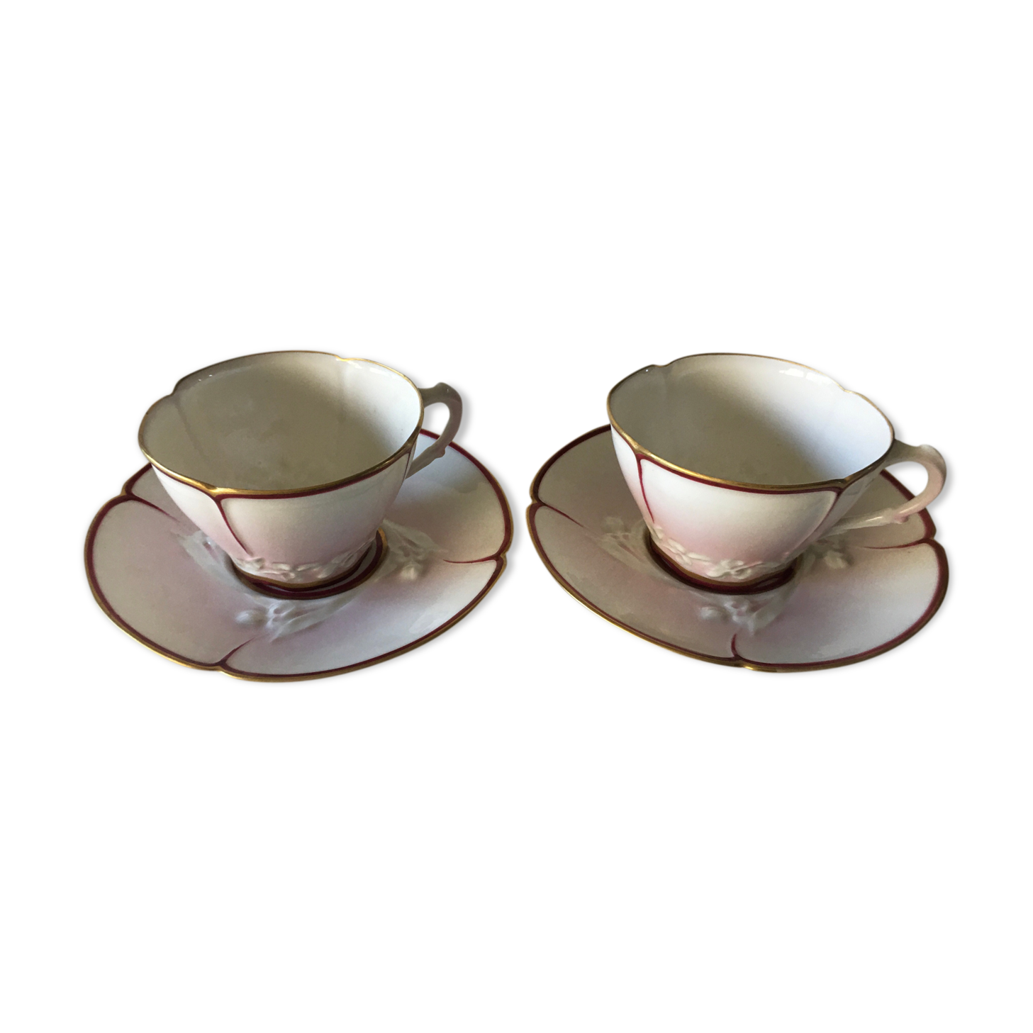 Head to head art nouveau in porcelain