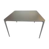 Design table