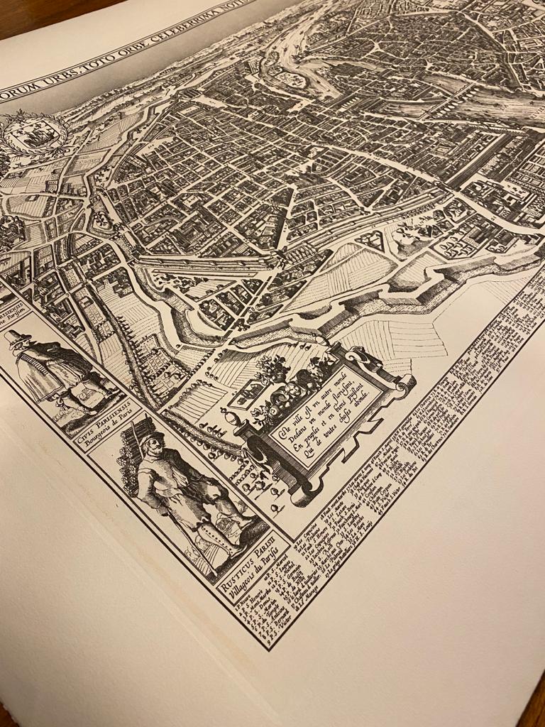 Map plan engraving of Vintage Paris