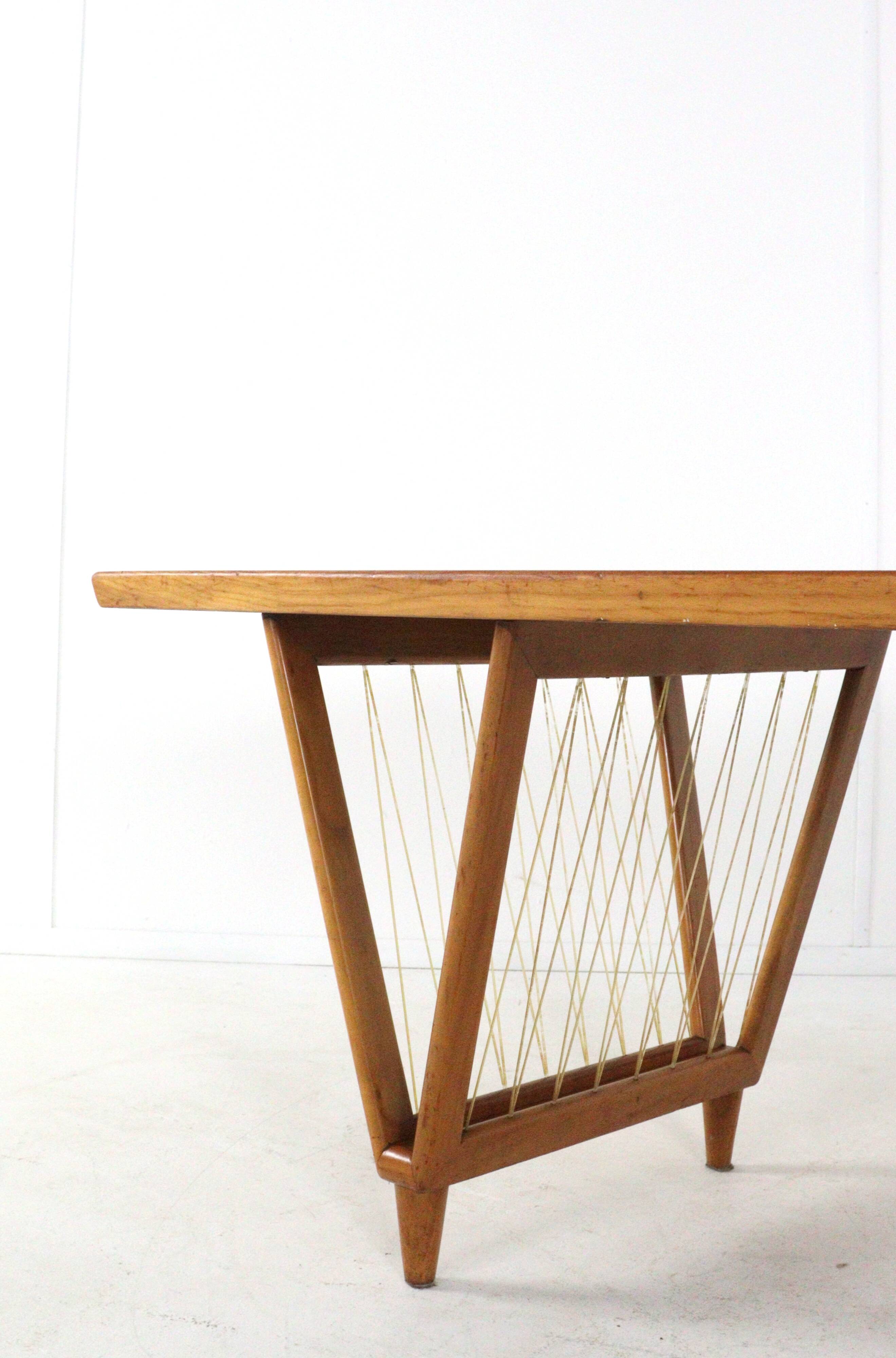 mid century modern Coffee table 'Deinum'  vintage design with magazine rack
