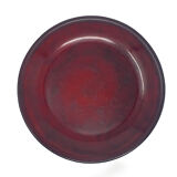 Flat plates in red glass