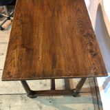 Desk table