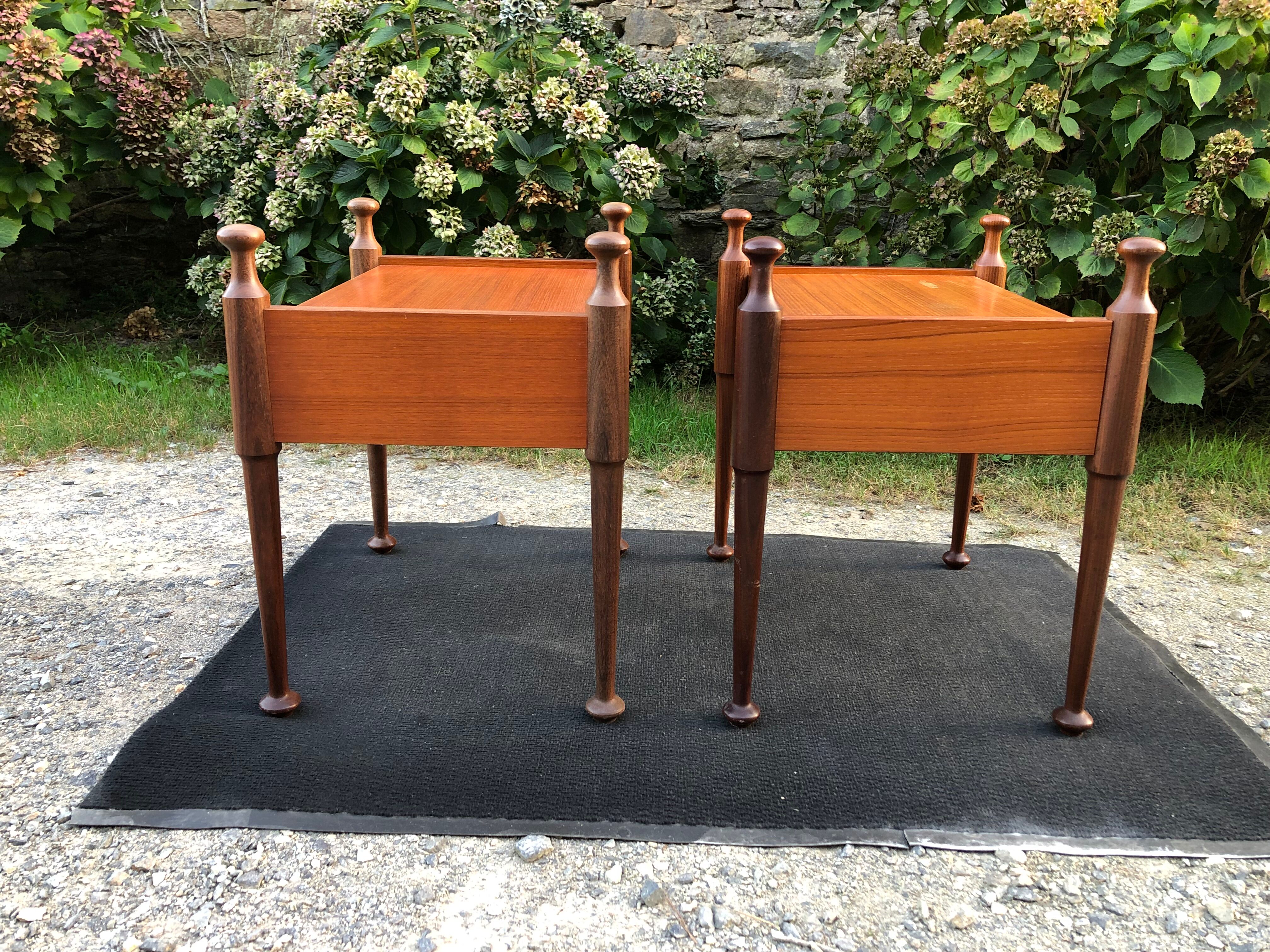 Duo of vintage Scandinavian teak bedside tables with 1 drawer.