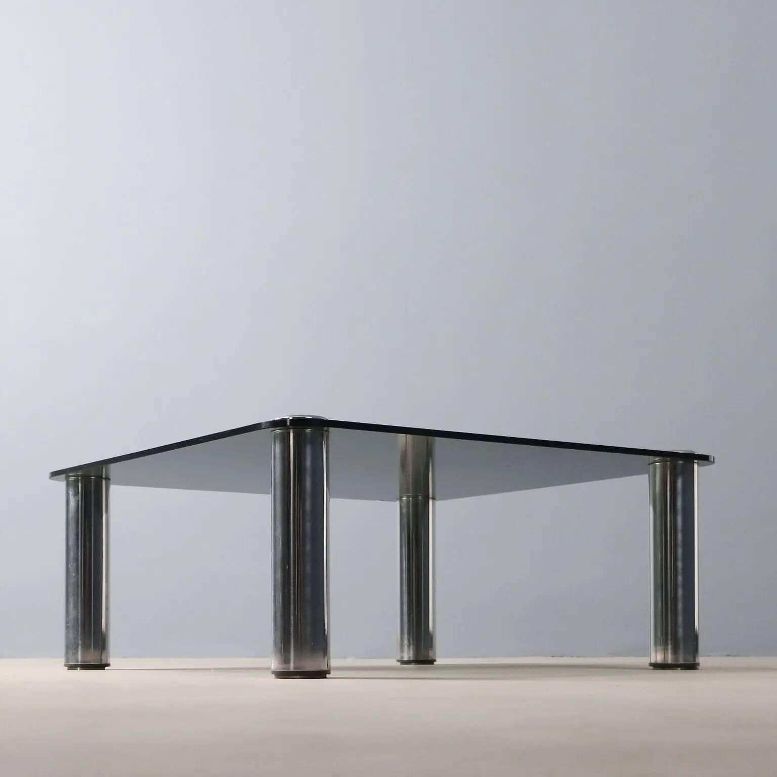 Vintage coffee table in chrome metal and glass, design, Italy, 1960s-70s.