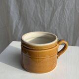 Stoneware mug with handle