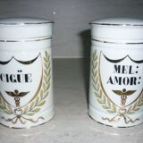 2 pots à pharmacie d'apothicaire anciens en porcelaine 14X9