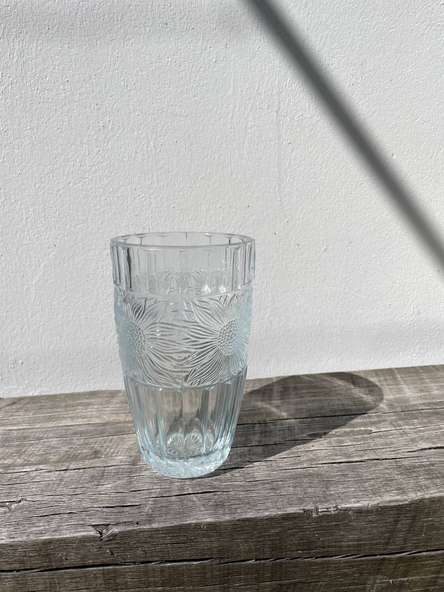 Glass sunflower vase 1990