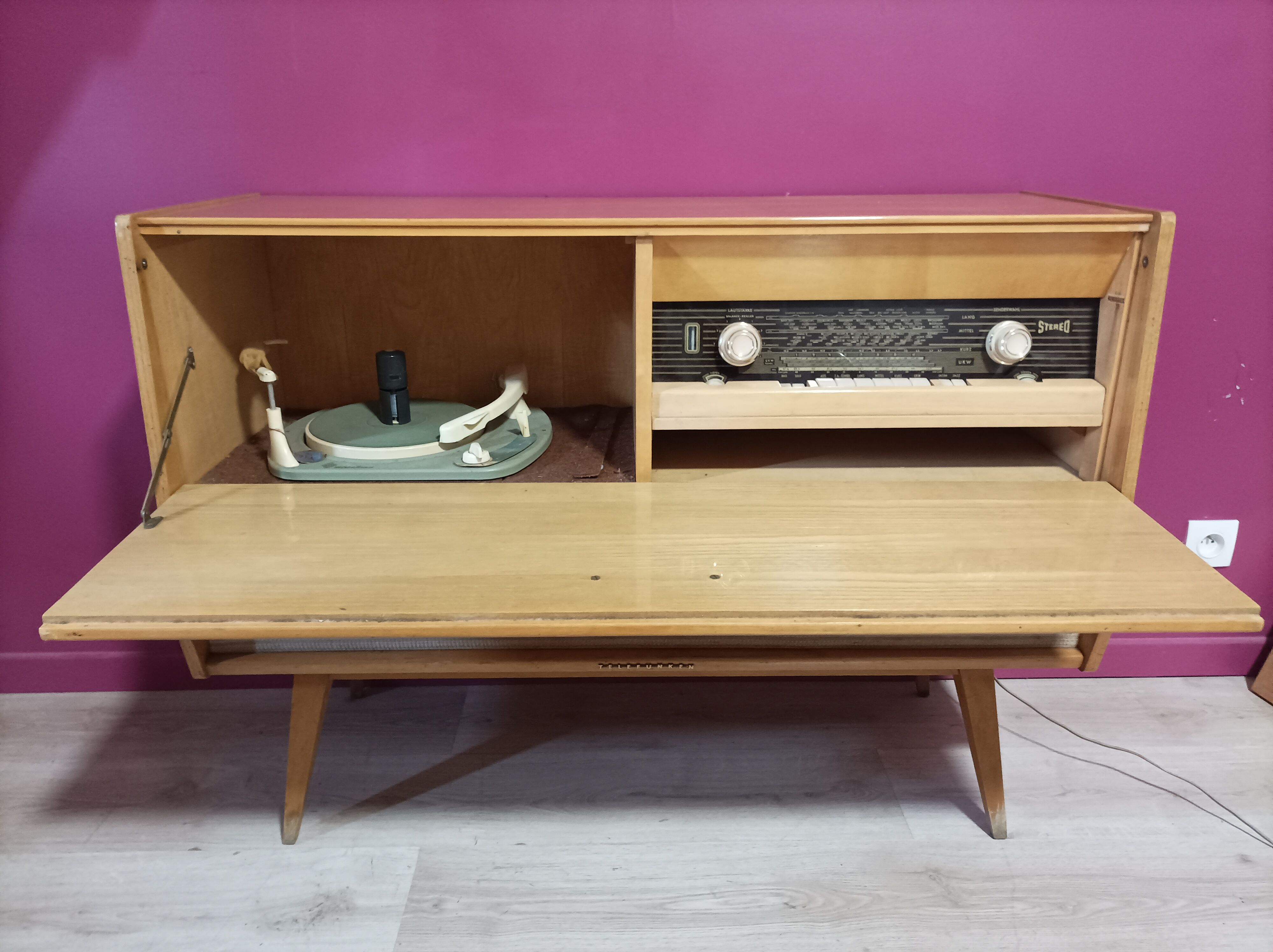 Radio/disc cabinet Telefunken Wien 2183