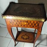 Table de chevet style Louis XVI