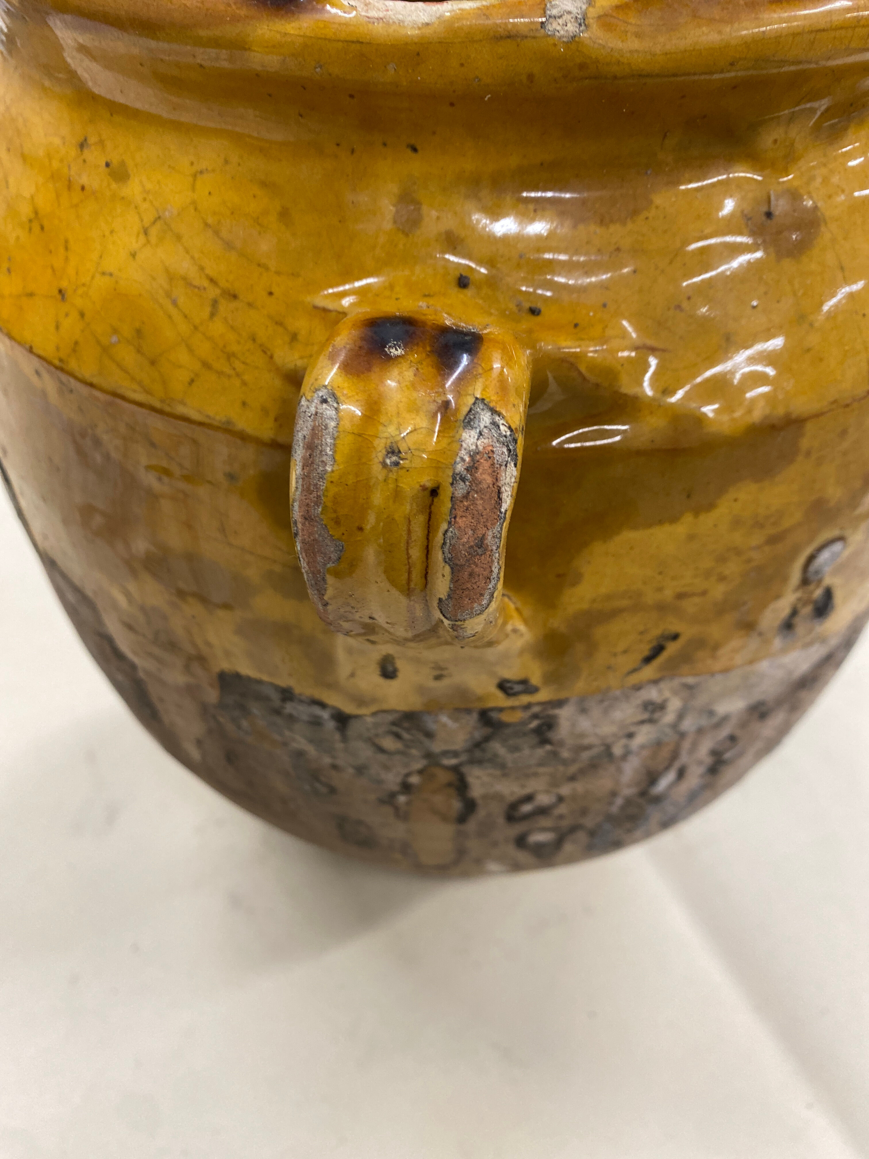Old candied varnish pot