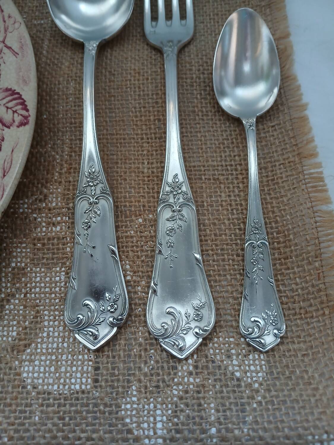 36 antique silver-plated cutlery sets "Boulenger"