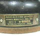 Burgunder column phone in Bakelite and black metal
