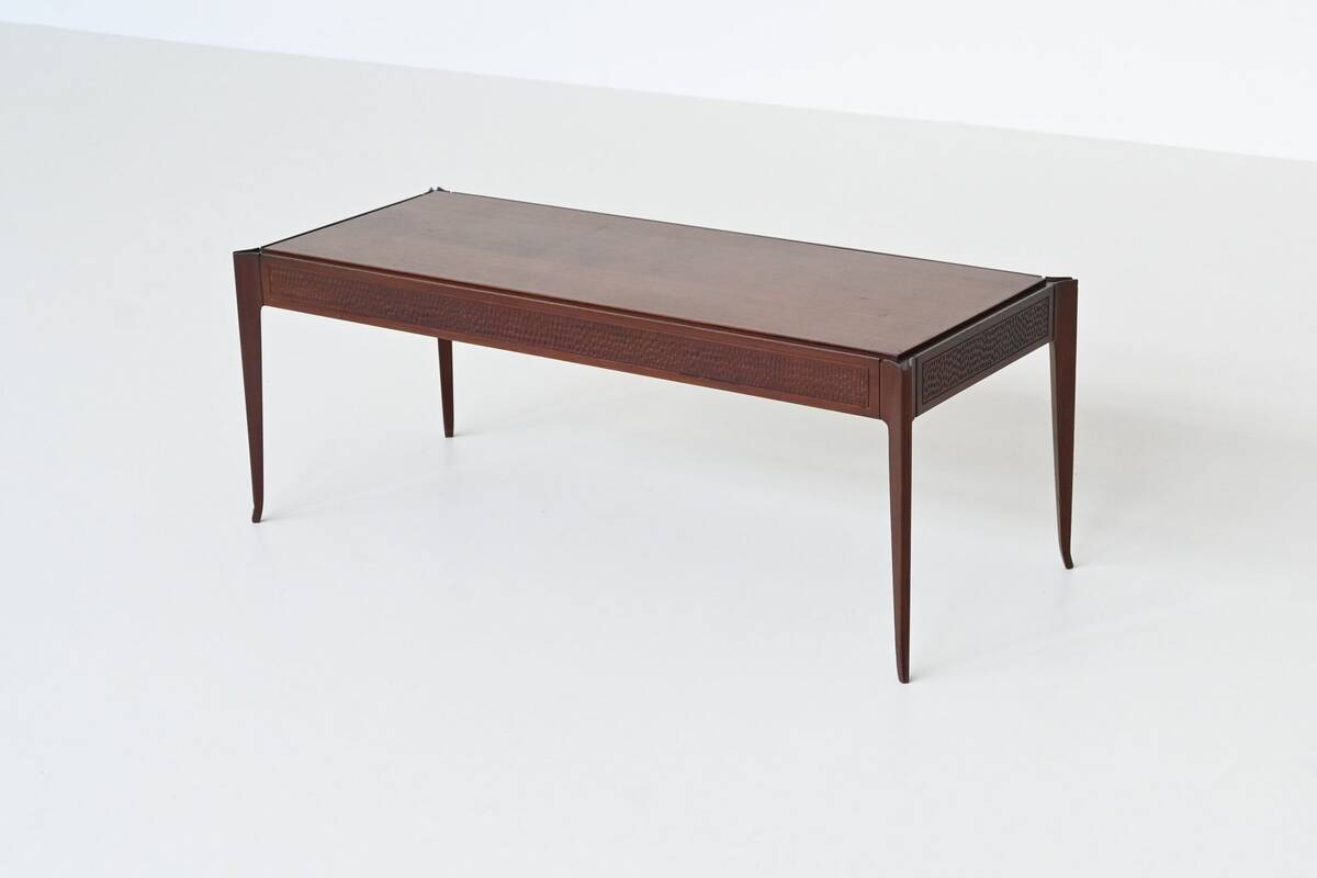 Vittorio Dassi style Italian coffee table in mahogany, Italy, 1960
