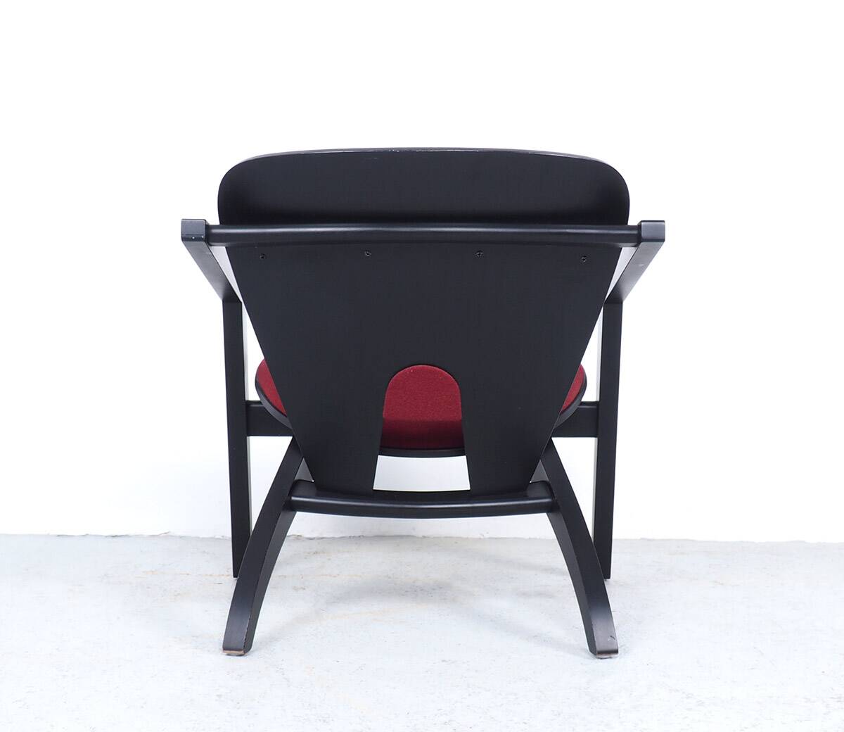 Hans J. Wegner black Butterfly lounge chair by Getama, 1970s