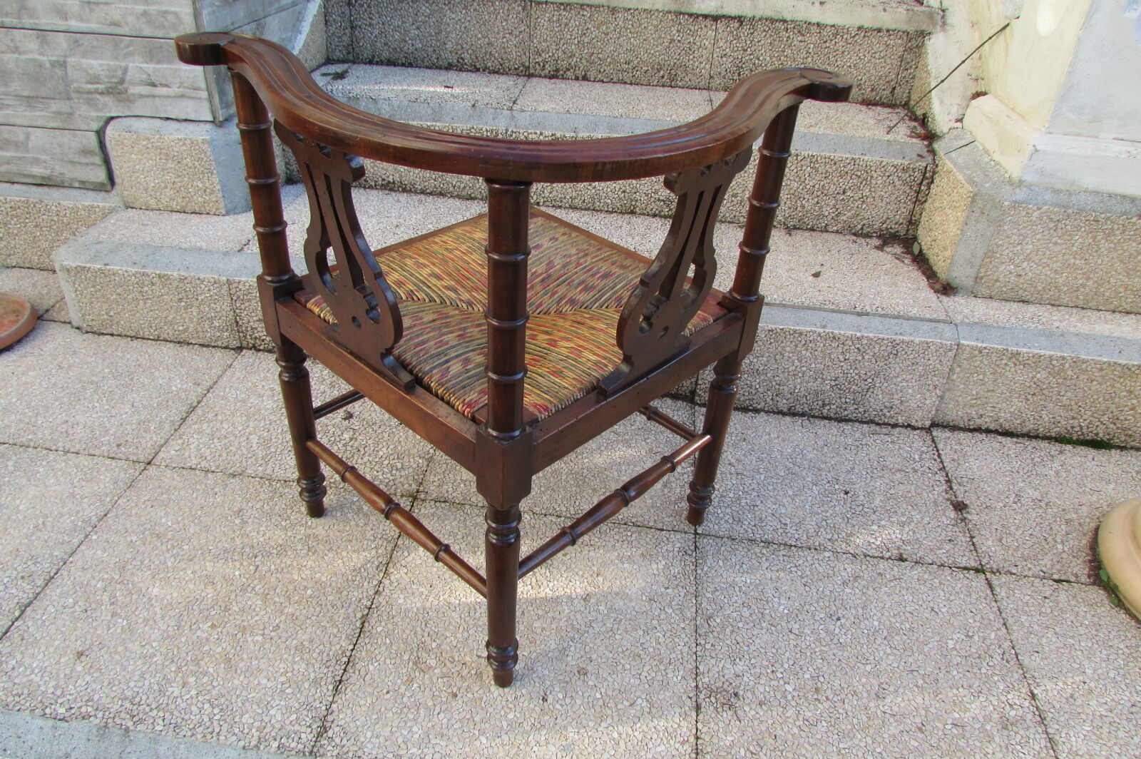 Fireplace corner chair, music chair