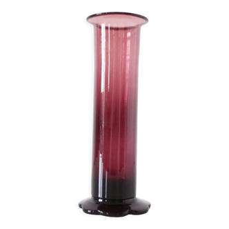 Vase or soliflore in vintage purple glass