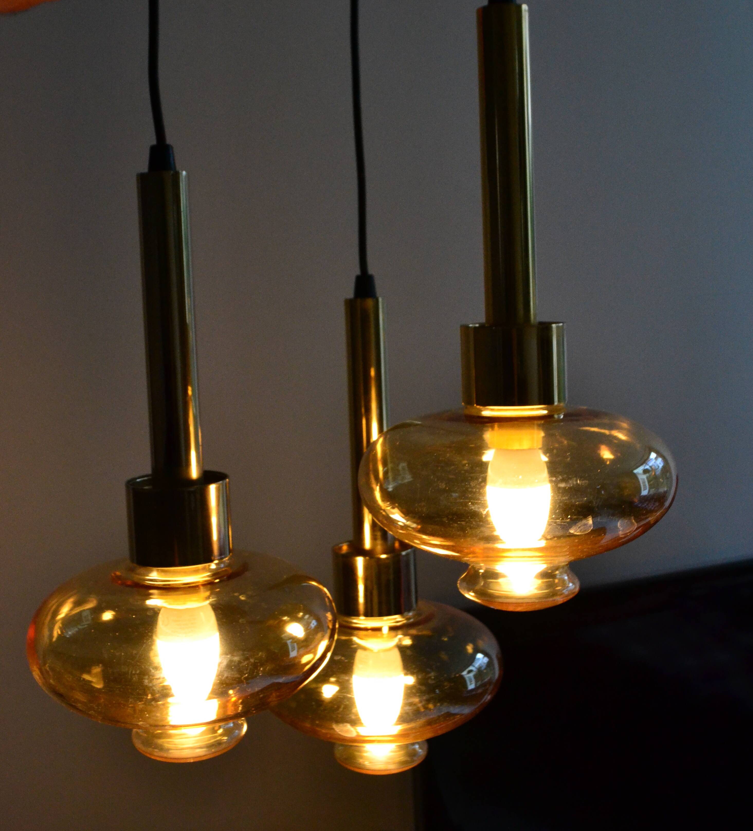 RAAK waterfall chandelier from the 70s with smoked glass