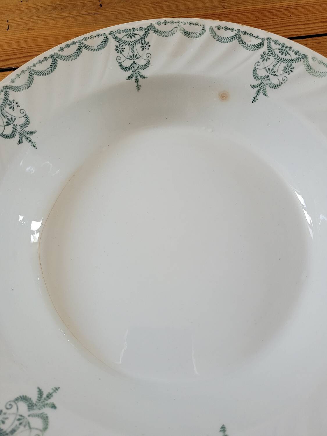 Large hollow dish Moulin des Loups et Hamage 451D