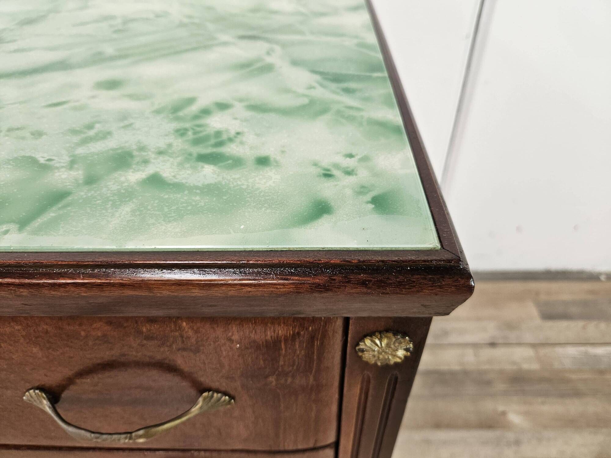 Vintage six-drawer oak chest of drawers with glass top, 1960