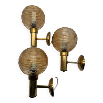 Set of 3 globe wall lights in glass and gold metal