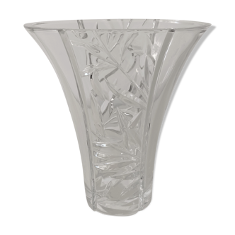 Art deco vase in oval crystal