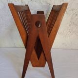 Newspaper holder compass feet 50s