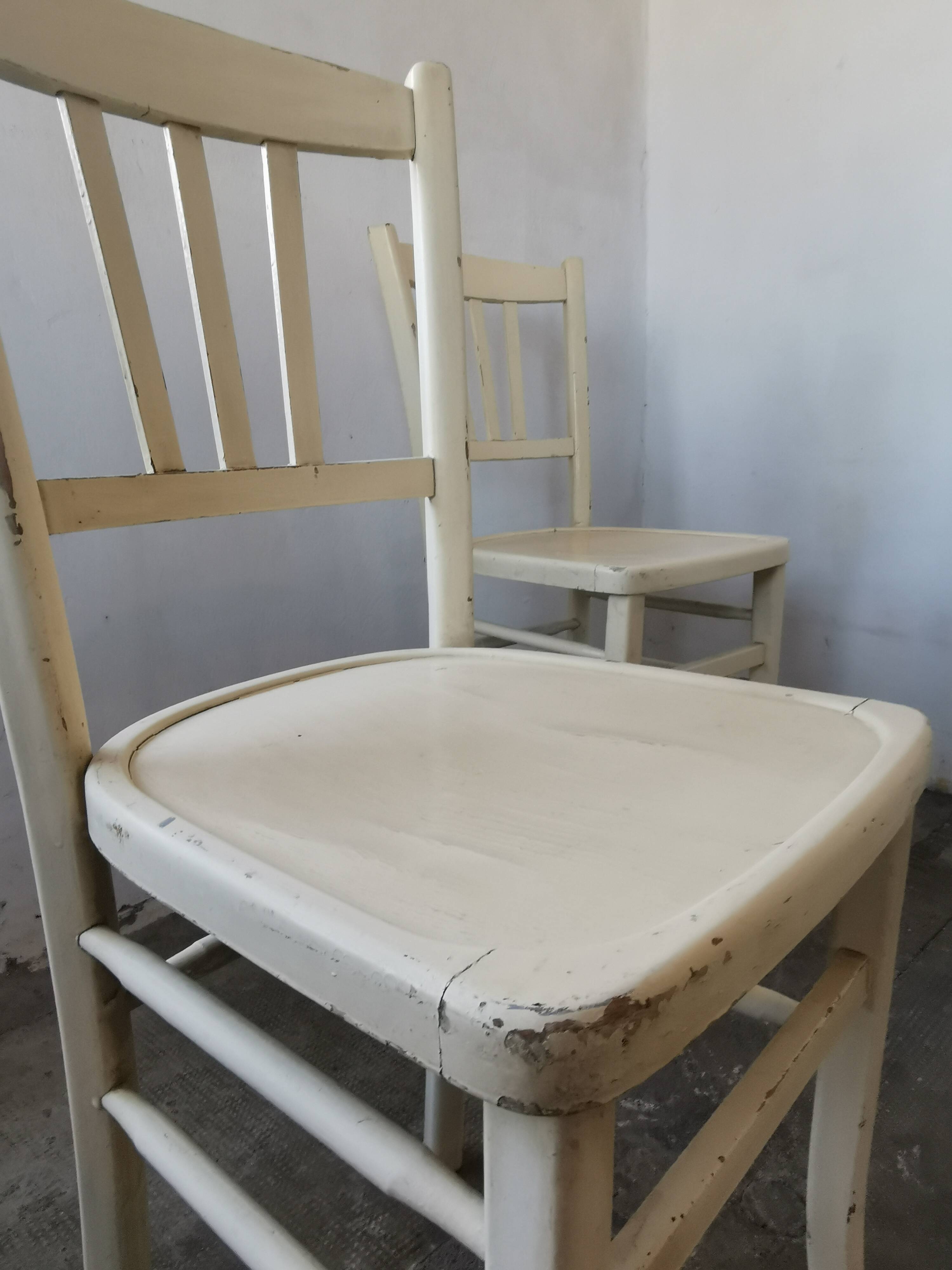 Set de 6 chaises bistrot vintages blanches
