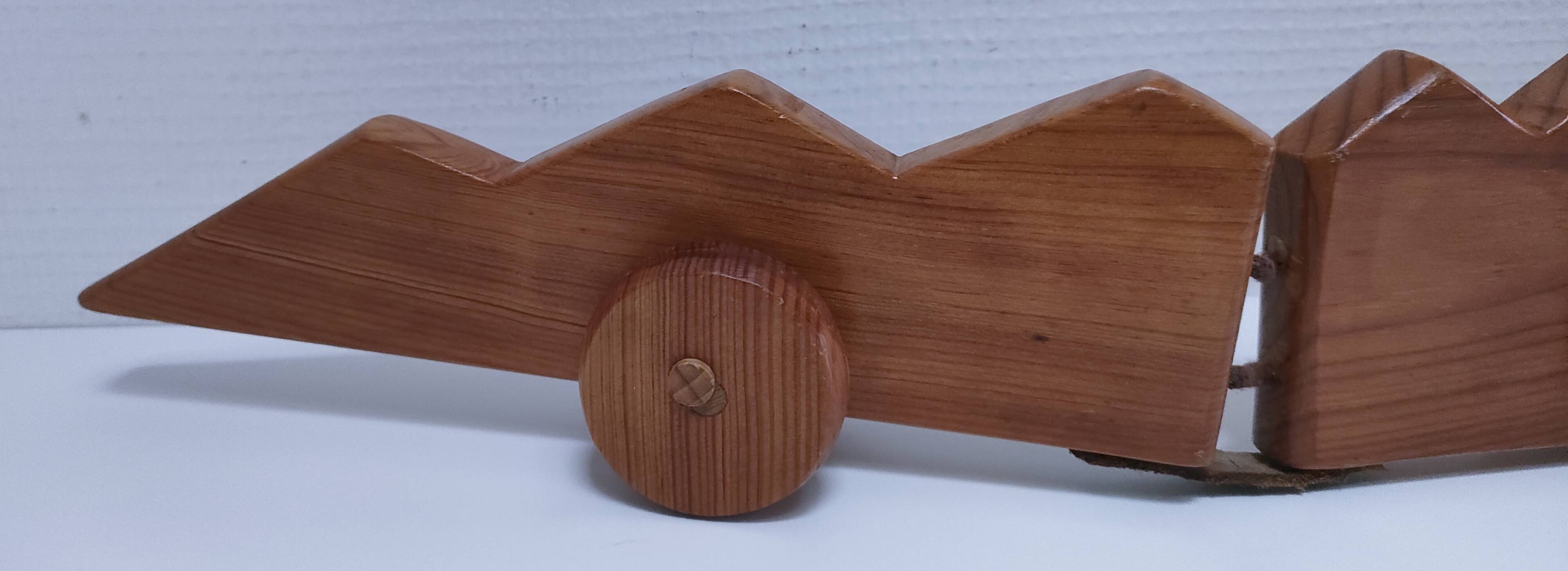 XL wooden crocodile sculpture
