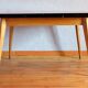 Table de cuisine dessus en formica rouge, 1950