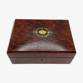 Coffret ancien en bois