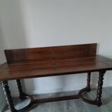 Hunting table