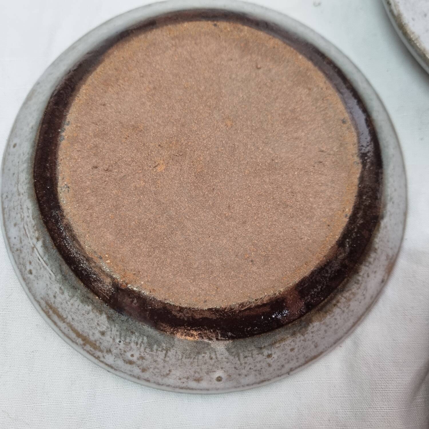 6 deep stoneware plates