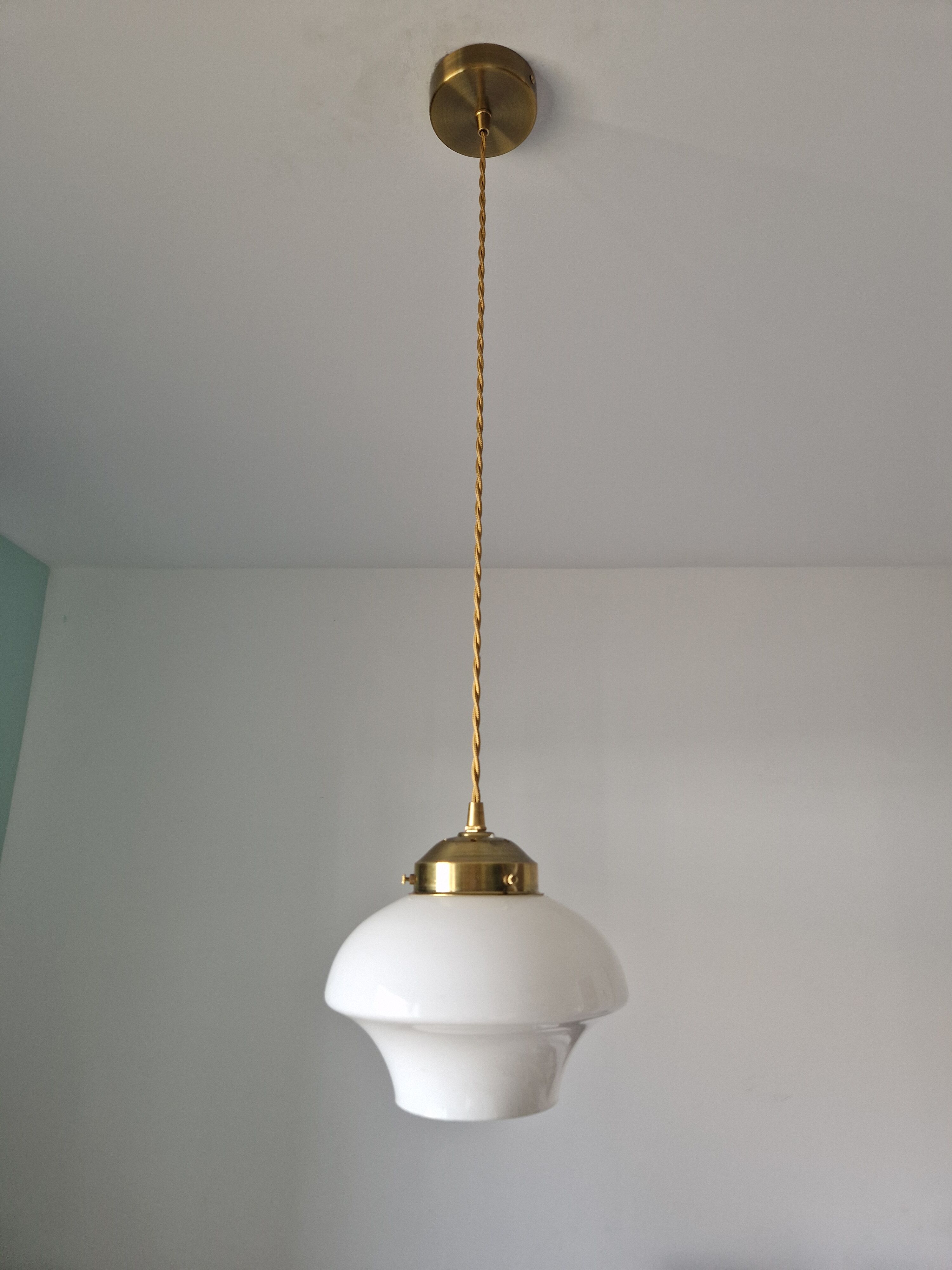 Art deco suspension opaline white and brass