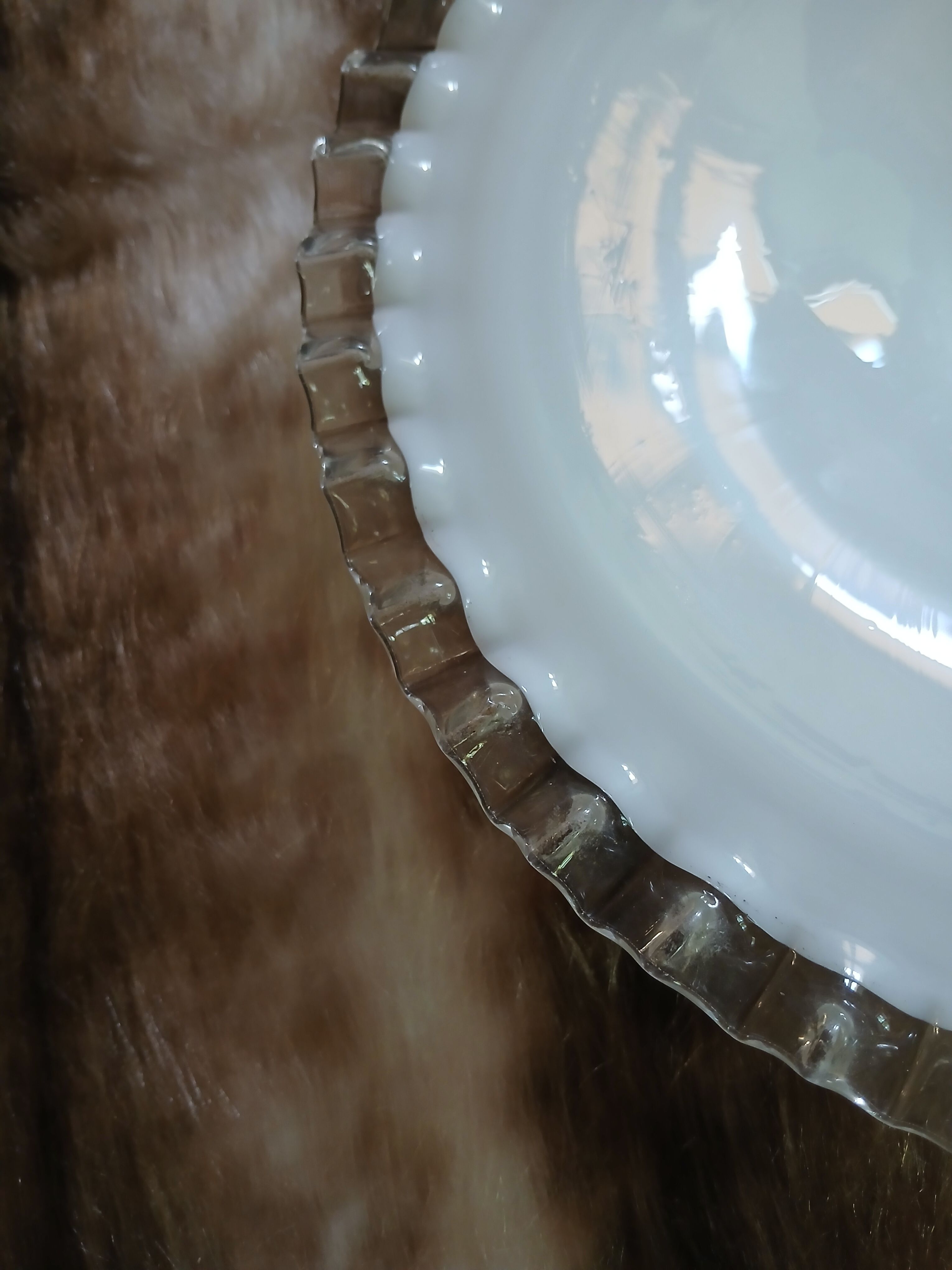 Old opaline lampshade/suspension