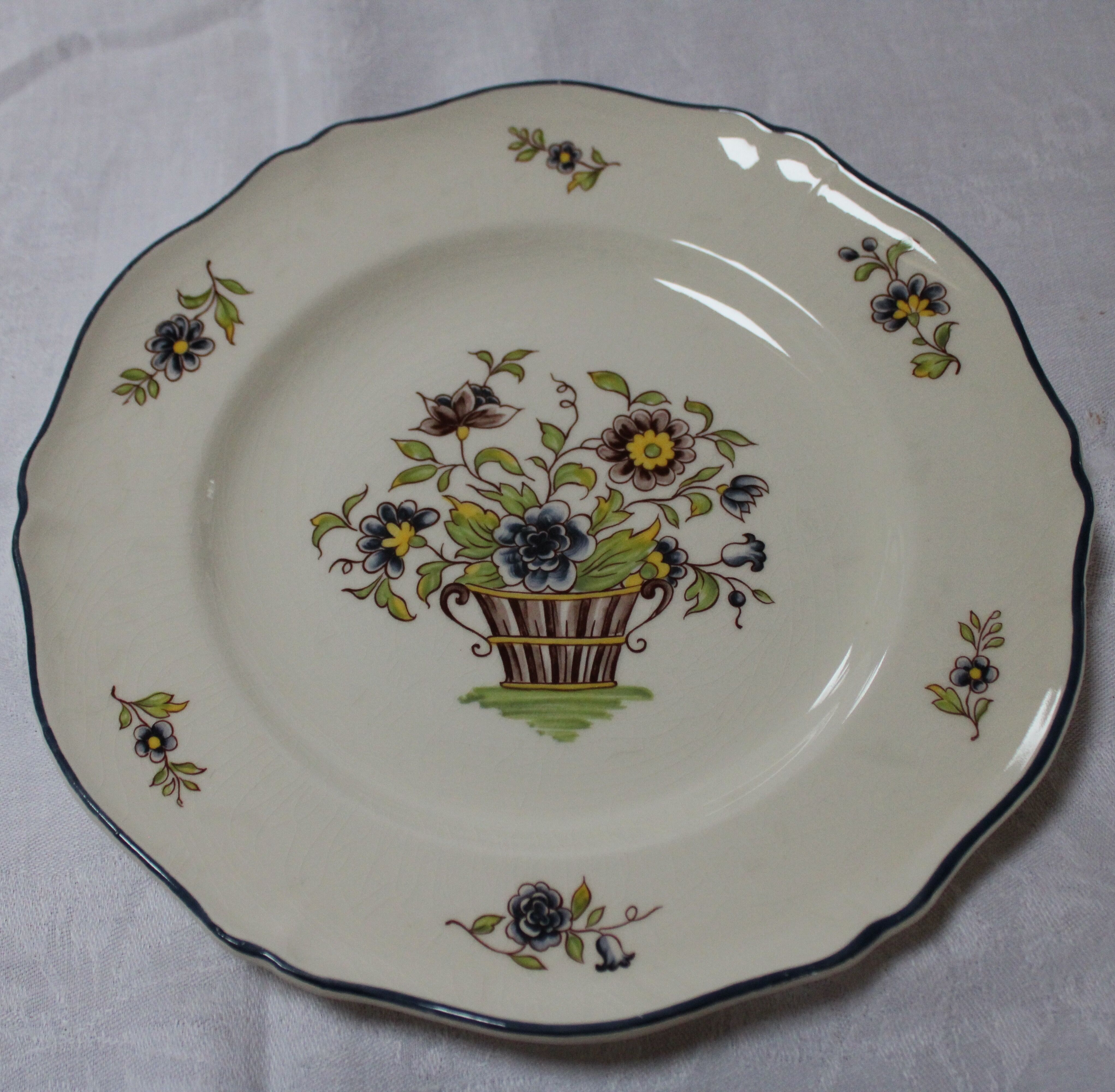 Lot of 6 St. Amand Old Delft Flat Plates