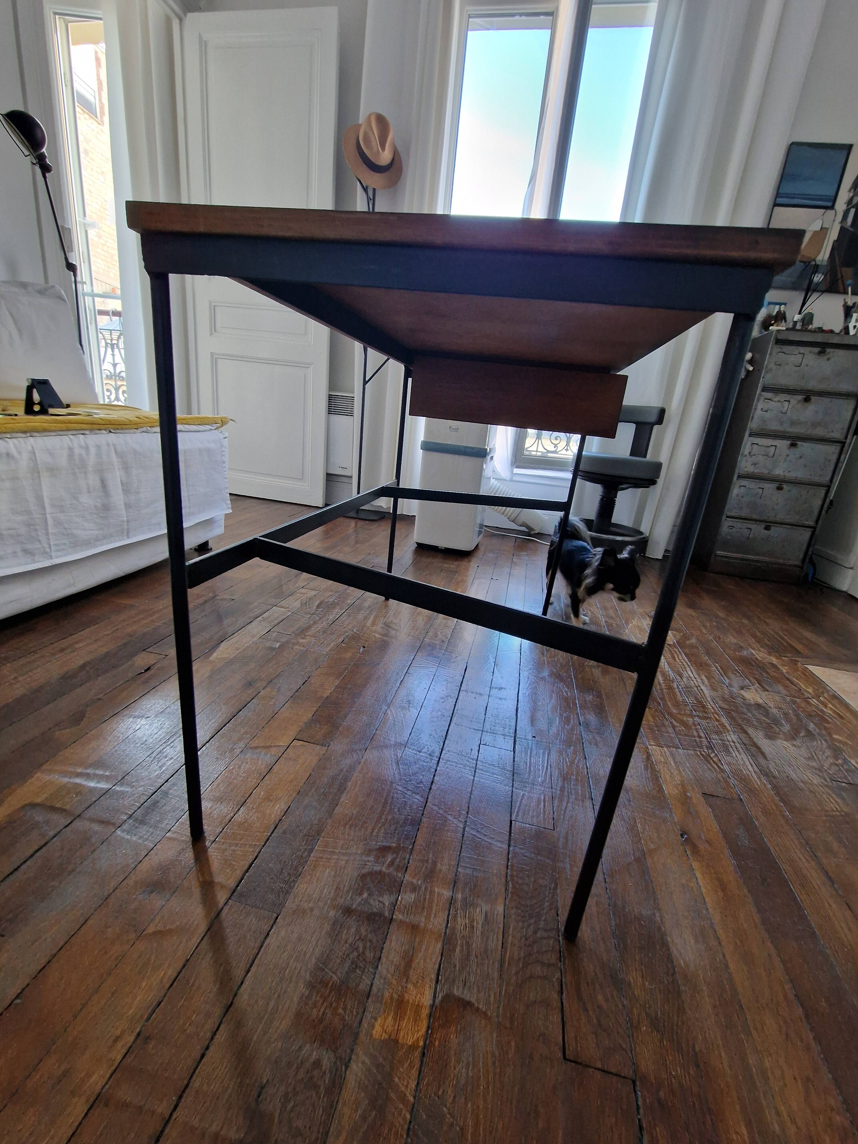 Desk assigned to Pierre Paulin 1960
