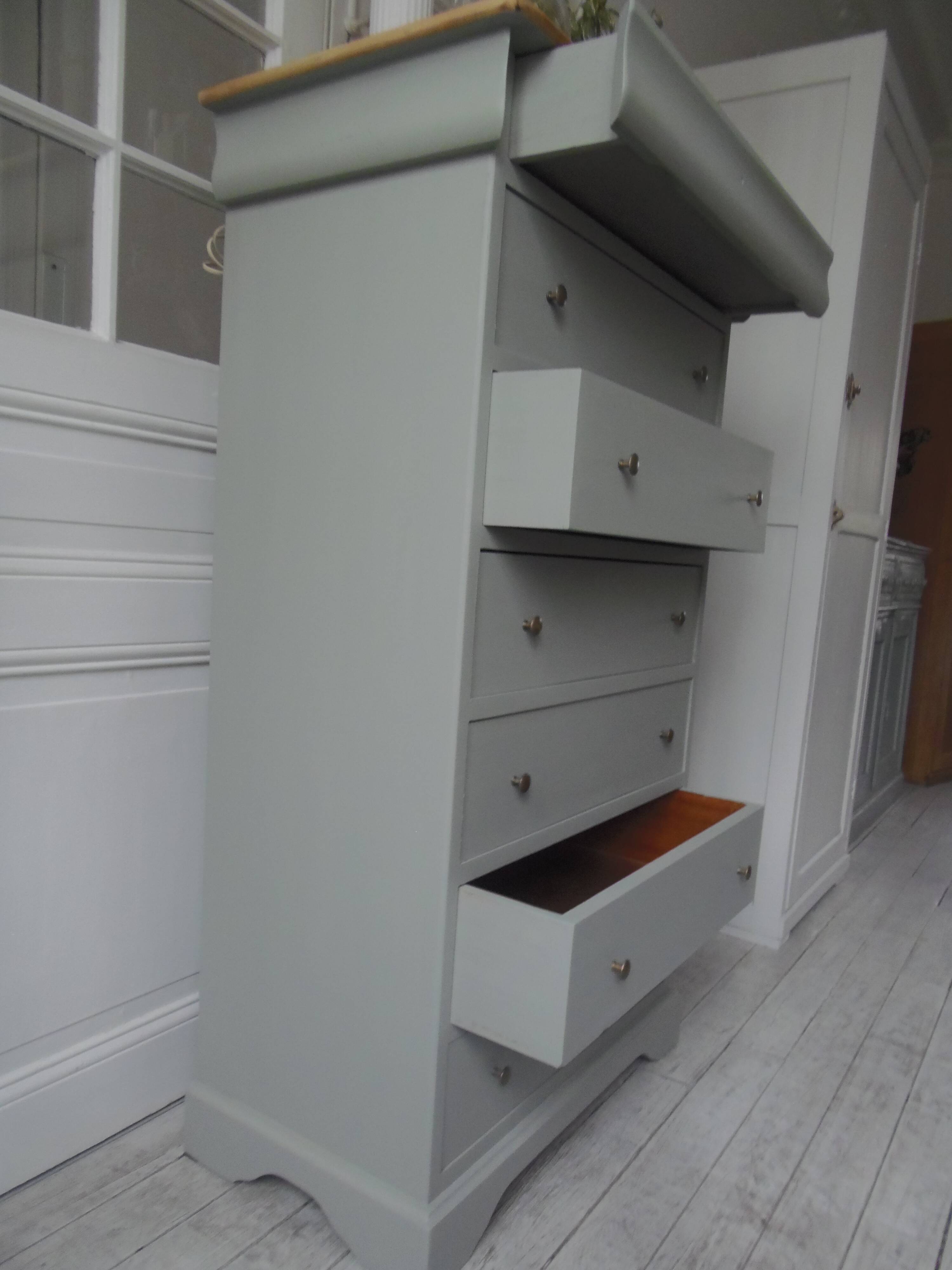 Louis Philippe style chest of drawers, 7 drawers, in verdigris, wooden top