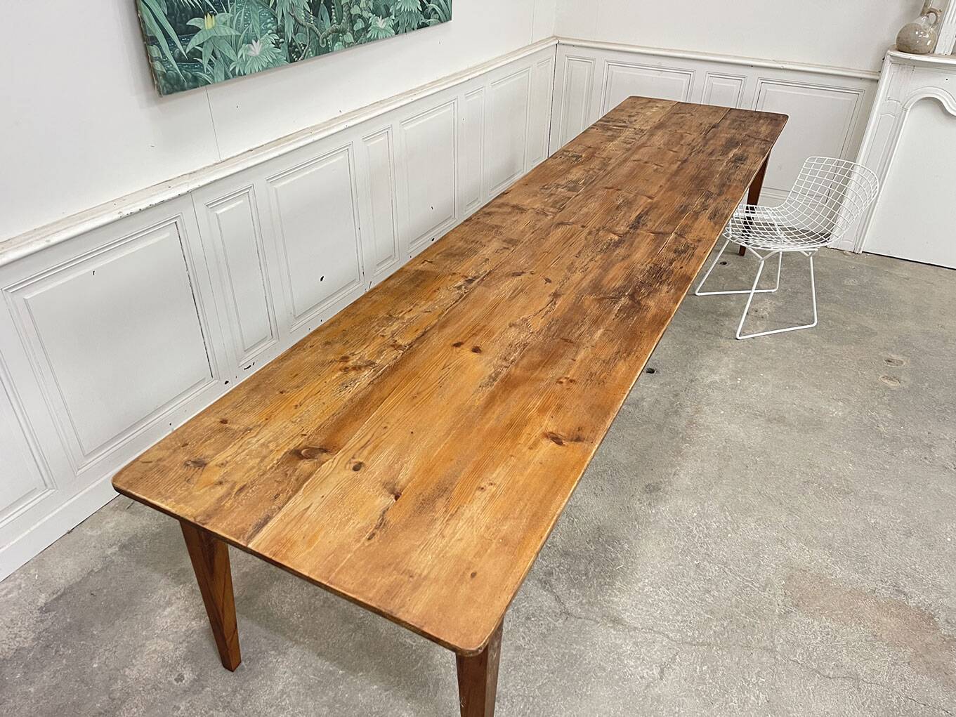 Large 1940s table with spindle legs