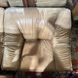 Paire de fauteuil chauffeuse cuir havane 70"
