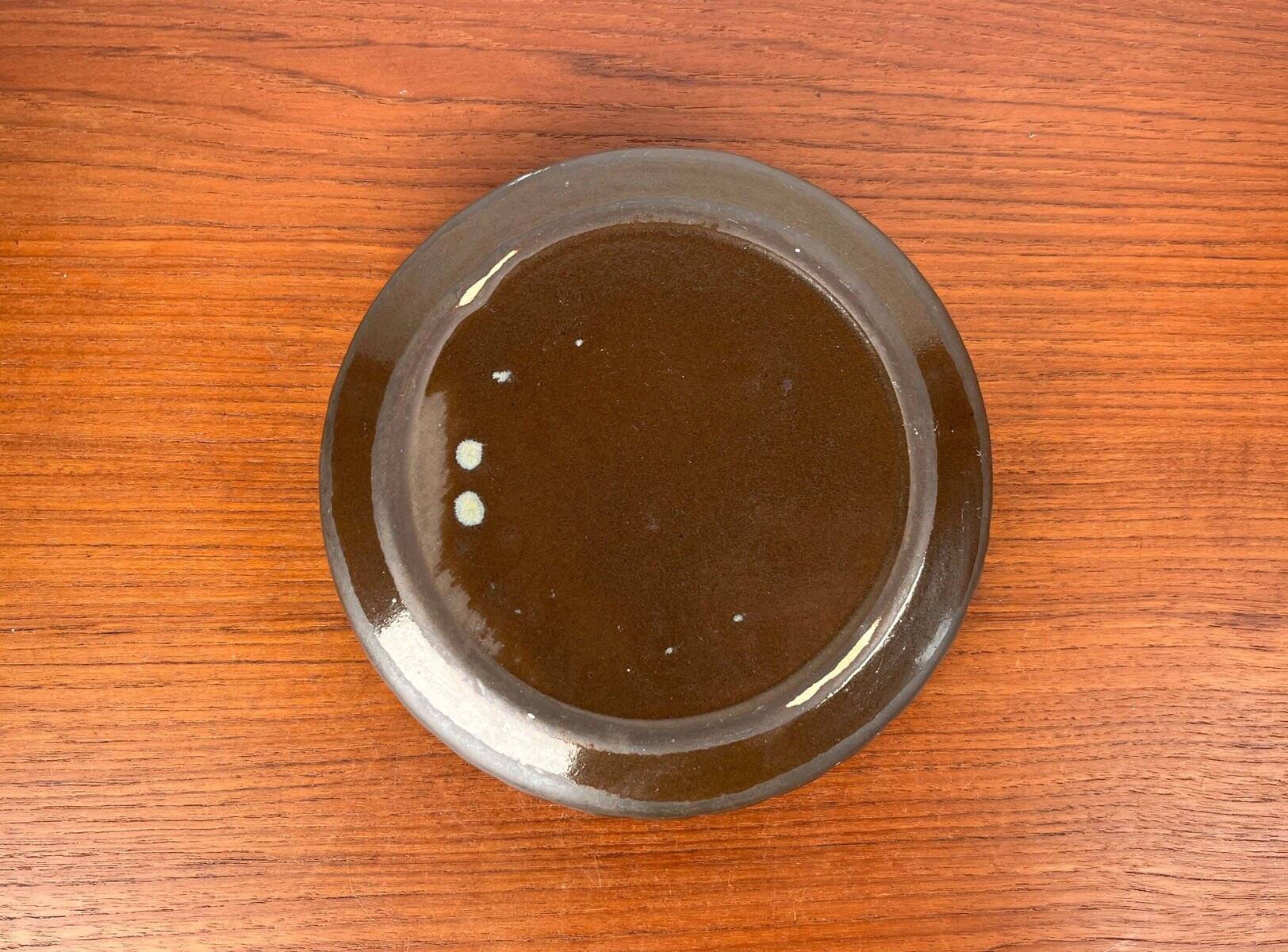 Bowl in modern Danish studio pottery from the mid-century by Frank Keramik, 1960s.