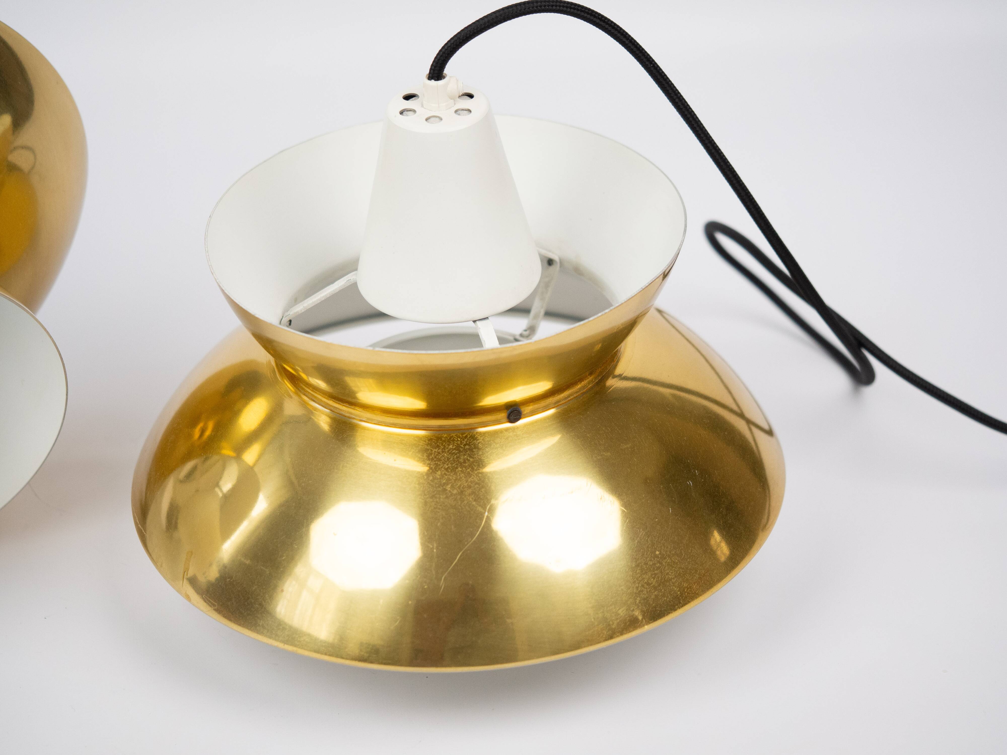 Paire de 2 suspensions vintage Doo Woo danoises par Henning Klok. Louis Poulsen, 1950.