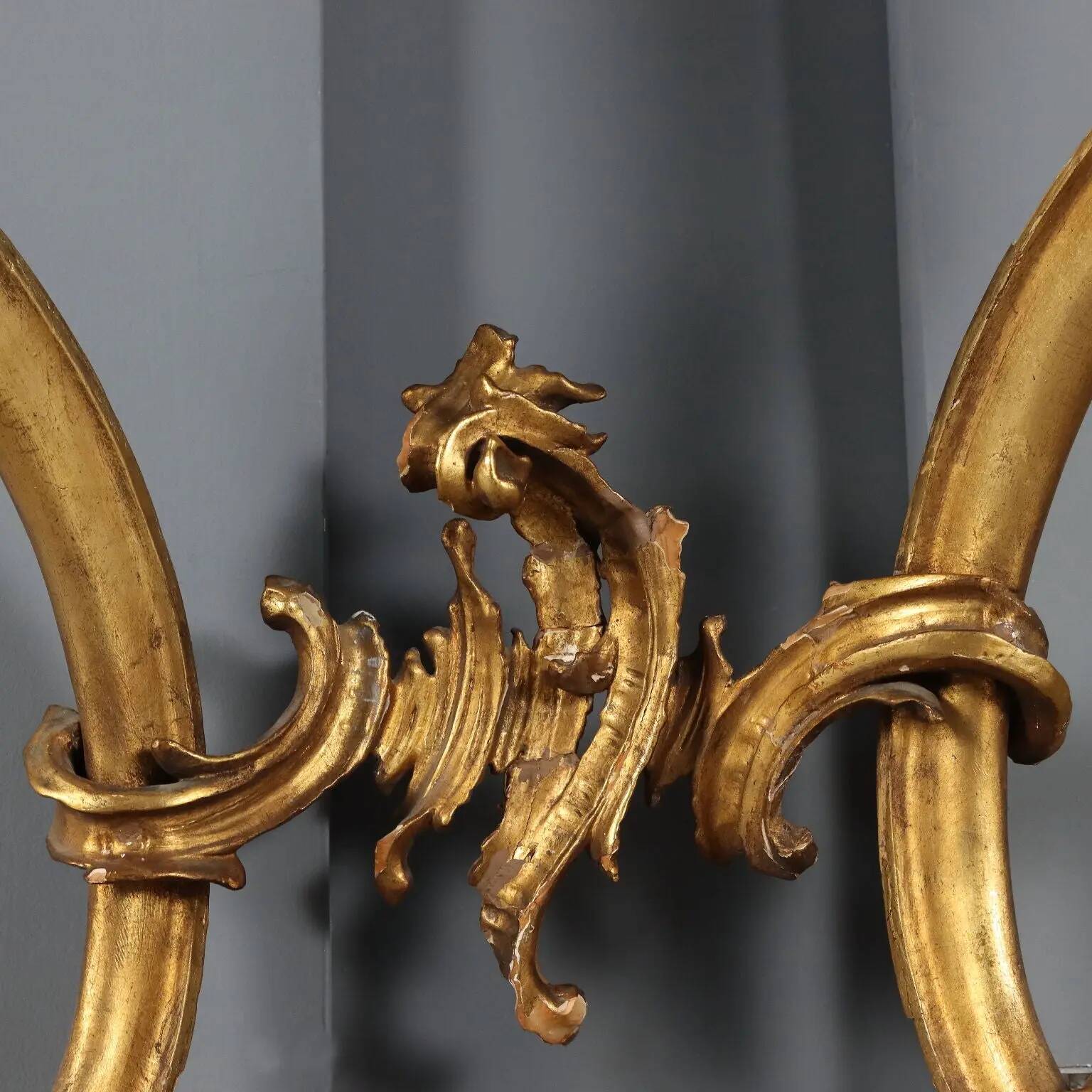 Antique drop-shaped console, Rococo style, wood, 20th century.